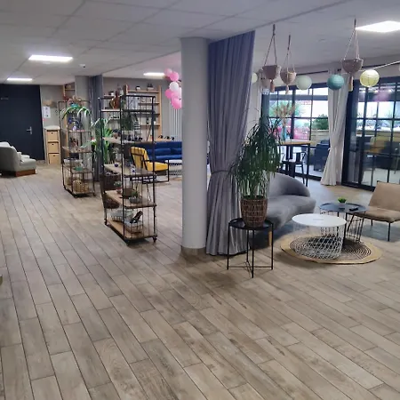 Raphaelle #6 Centre Avec Parking Апартаменты *