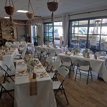 Raphaelle #6 Centre Avec Parking アパート